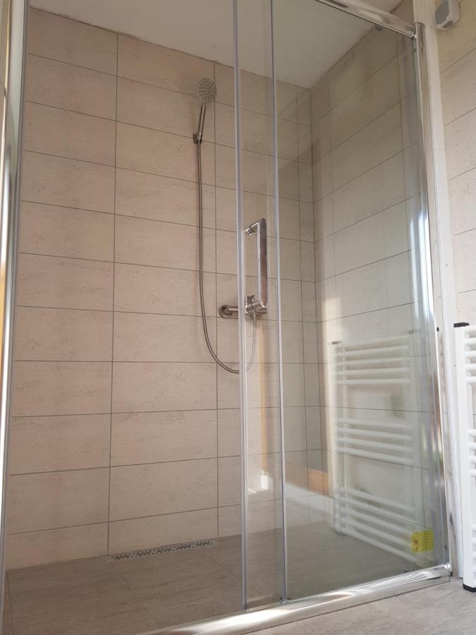 La Bunicu Villa Polovragi Exteriör bild